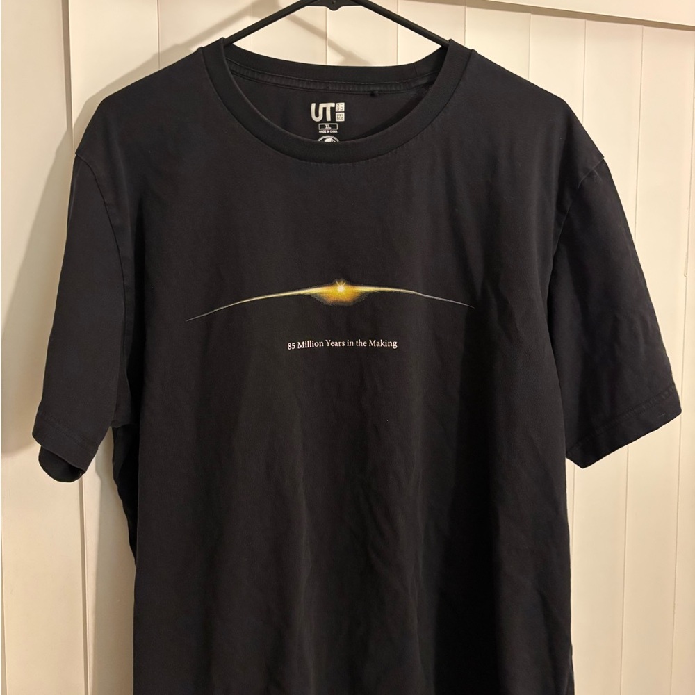 Uniqlo Jurassic world t-Rex robot dinosaur men’s xl shirt tee Hajime Sorayama